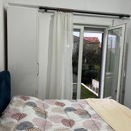 Atrium Apartment Тирана Экстерьер фото