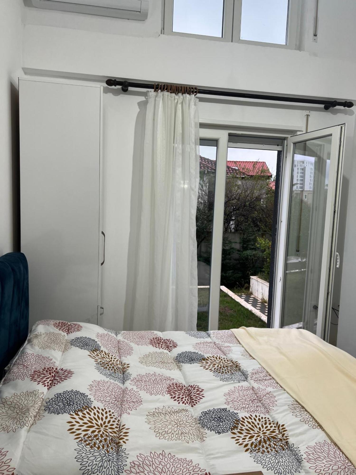 Atrium Apartment Тирана Экстерьер фото
